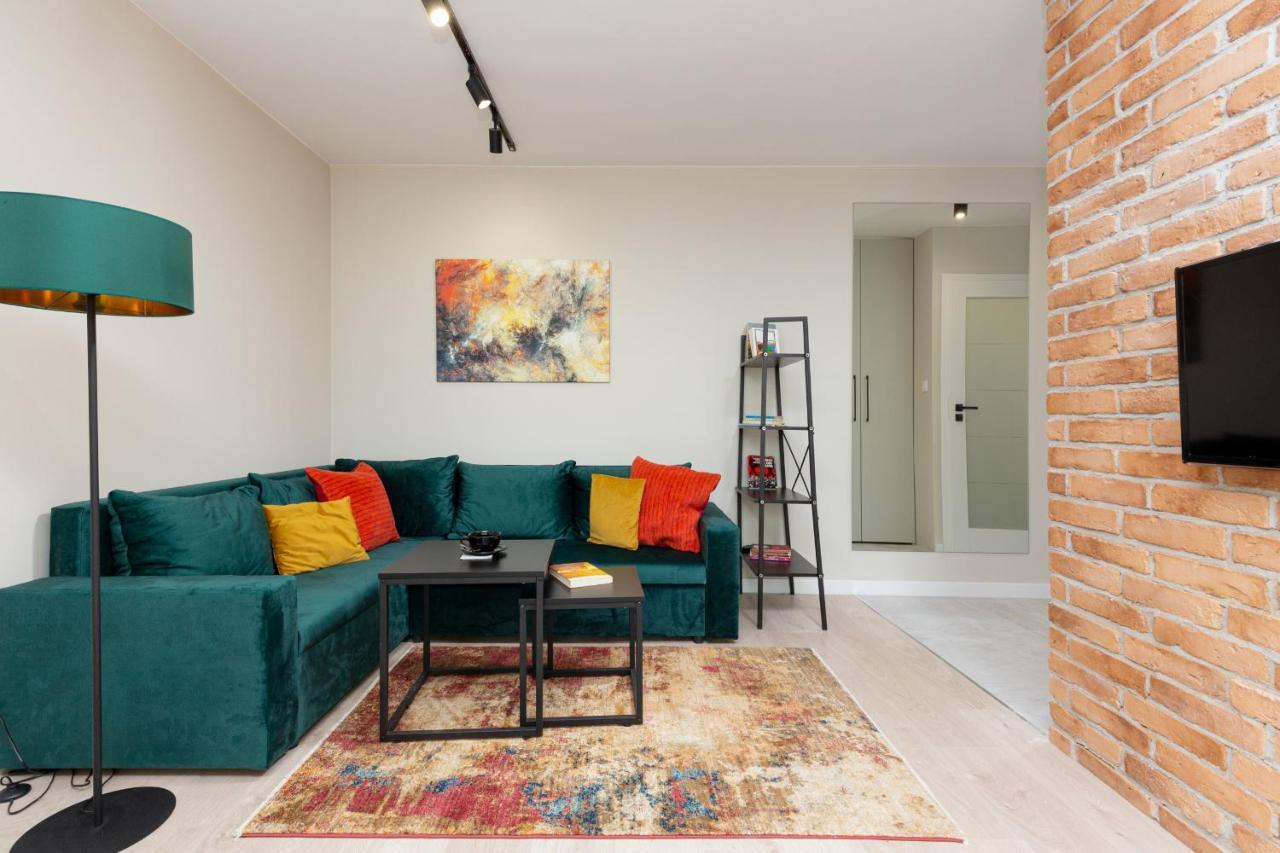 Apartments City Center Ochota By Noclegi Renters وارسو المظهر الخارجي الصورة
